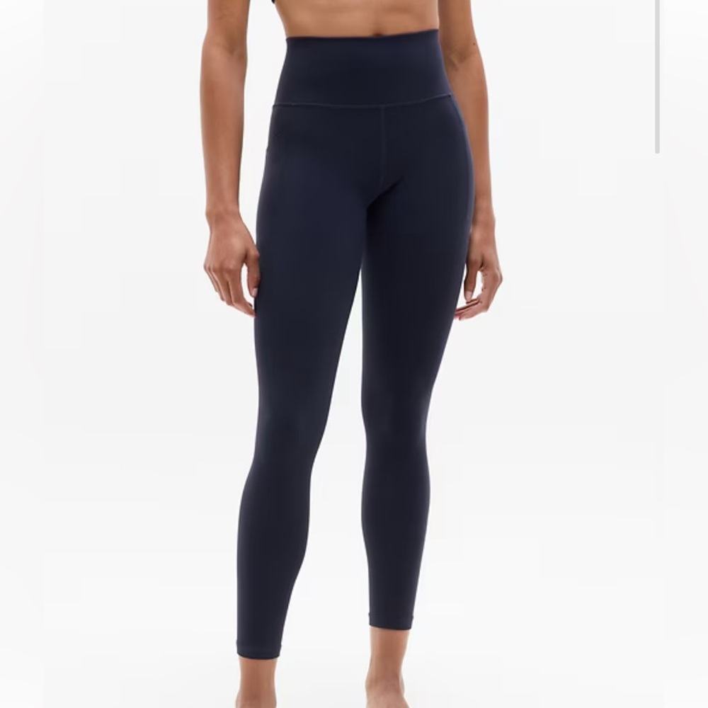 NWT Athleta Salutation Stash 7/8 Leggings, Navy, SP